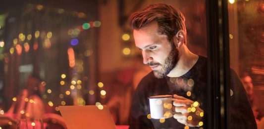 Best Laptops for Working Remotely: 2019 Buyer’s Guide! Best Laptops for Working Remotely