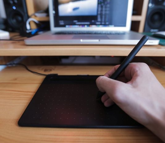 Best Laptops for Digital Artists: A 2020 Buyers’ Guide! Best Laptops for Digital Artists