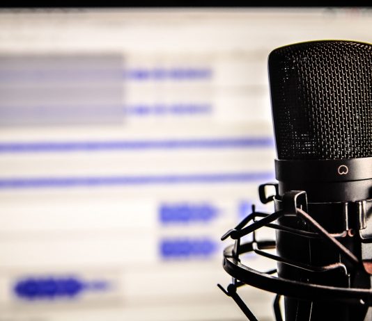 Best Laptops for Podcasting: 2019 Buyers’ Guide! Best Laptops for Podcasting