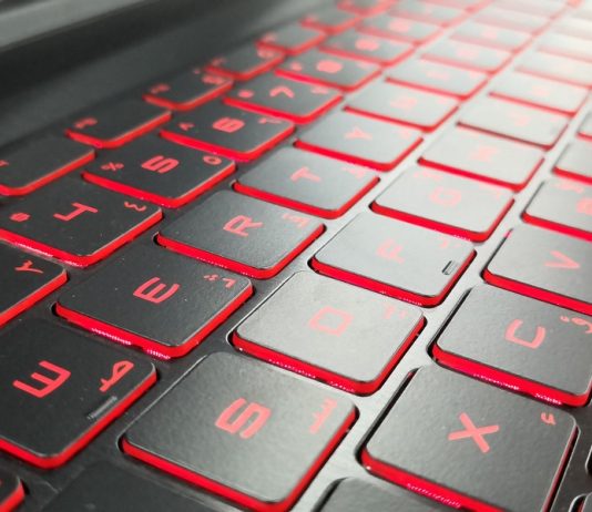 Best Gaming Laptops under $1300: 2019 Buyers’ Guide! Best gaming laptops under 1300